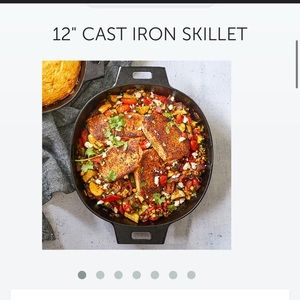 Pampered chef 12” cast iron skillet NIB
